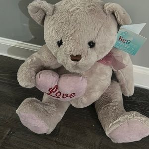 HUG ME WHITE TEDDY  BEAR * WITH BROWN NOSE * BIG EYES  heart with Love medium